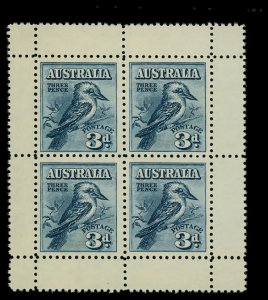 Australia #95a Mint nh very fine  pane of 4 Cat$260 1928, 3d Kookaburra minia...