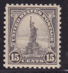 United States 15c gray Statue of Liberty  VF++/NH