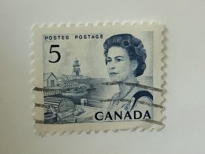 Canada  1967 - Scott 458 used - 5c Queen Elizabeth II