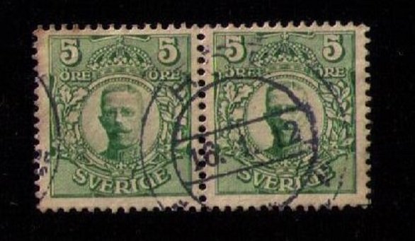 Sweden Sc 70 Used Vert.Pair F-VF (1911):