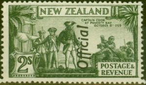 New Zealand 1944 2s Olive-Green SG0132d P.14 x 13.5 Very Fine MNH