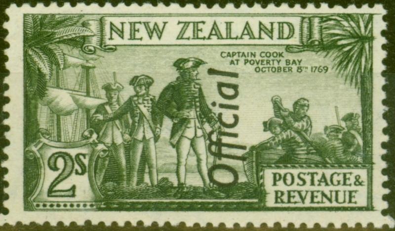 New Zealand 1944 2s Olive-Green SG0132d P.14 x 13.5 Very Fine MNH