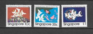 BIRDS - SINGAPORE #496-8 PEACE YEAR MNH