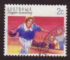 Australia 1989 Sc#1107, SG#1170 2c Bowling, Sports Series 1 USED.