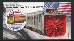 GUINEA-BISSAU 2023 ROTATING SNOW PLOWING TRAIN SOUVENIR SHEET MINT NH