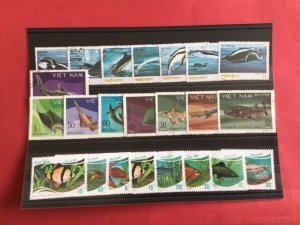 Vietnam  Fish Stamps R39136