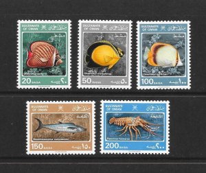 FISH - OMAN #280-4  MNH