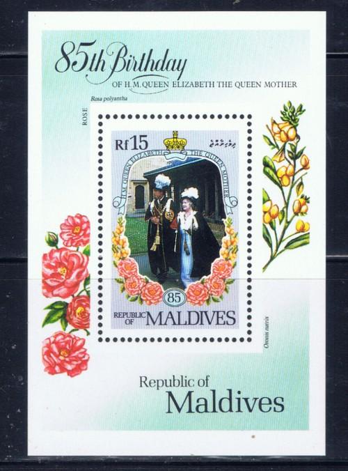 Maldives Is 1101 NH 1985 Queen Mother Birthday S/S