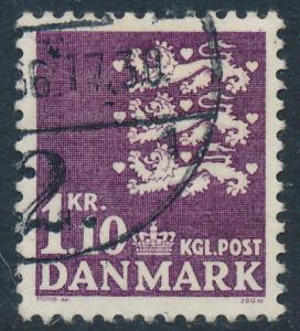 Denmark Scott 395 (AFA 436), 1.10kr State Seal, F-VF used