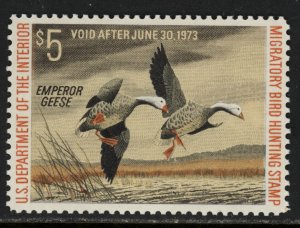 SCOTT RW39 1972 $5 EMPEROR GEESE DUCK STAMP ISSUE MNH OG VF CAT $30!