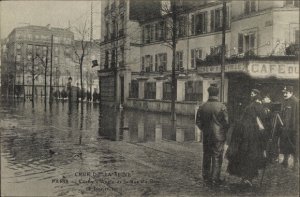 Catastrophe, France Postcard Clichy Hauts de Seine, Angle de la Rue du Boin