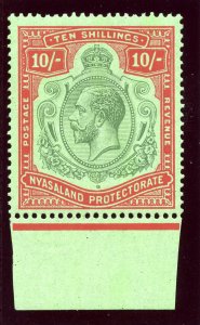 Nyasaland 1921 KGV 10s green & red/pale emerald MLH. SG 113. Sc 37.