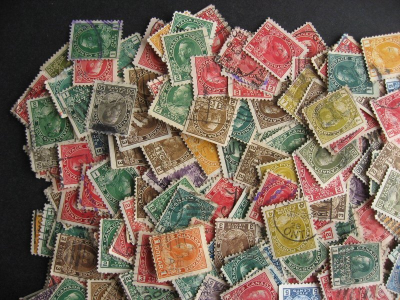 Canada 500 admirals used mixture (some heavy duplicates,mixed cond) unsearched