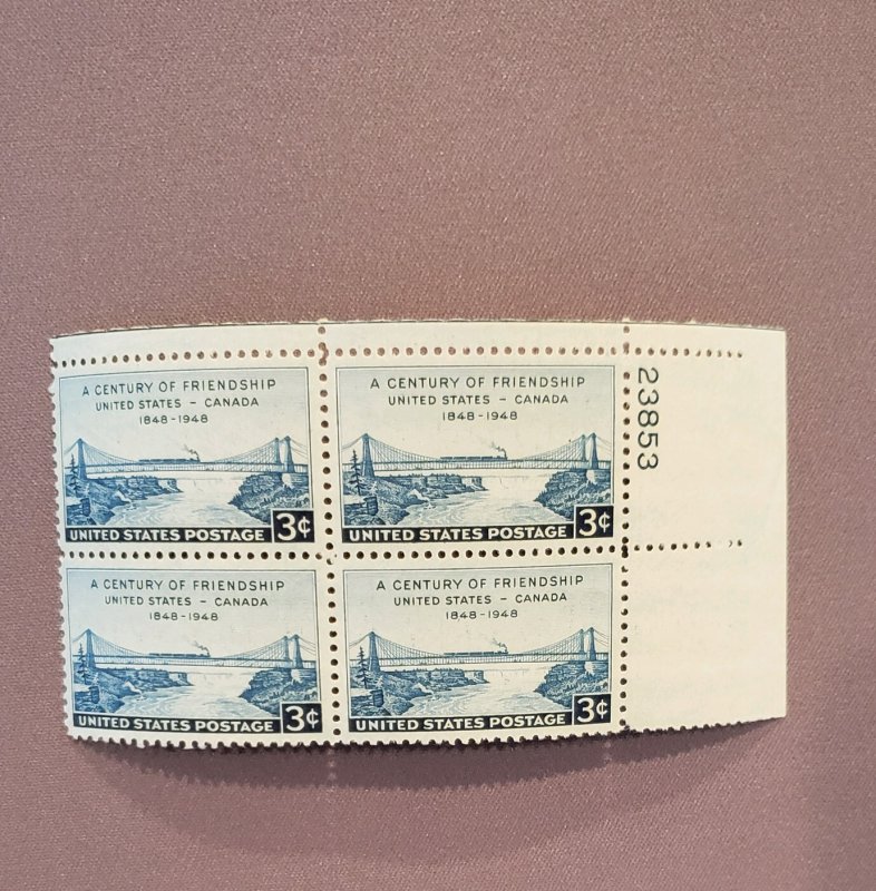 961, US Canada Friendship, Plate Block UR, Mint OGNH, CV $2.00