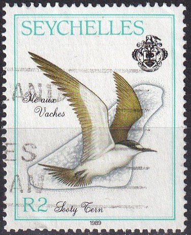 Seychelles #686  F-VF Used CV $3.75 (Z5014)