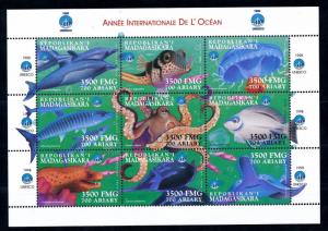 [49779] Madagascar 1999 Marine life Fish Dolphins Octopus Unesco MNH Sheet