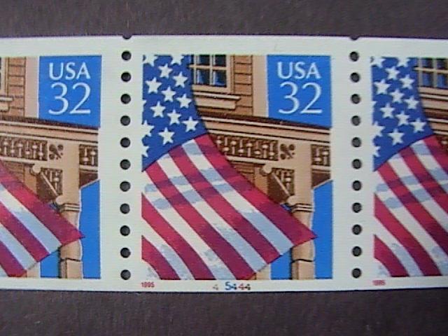 U.S.# 2913-MINT/NH-PLATE # COIL STRIP OF 5(P#45444)--FLAG & FRONT PORCH--1995