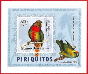 A0730b  - GUINEA-BISSAU -  ERROR   IMPERF SHEET -   BIRDS Parrots 2006