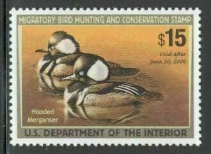 US Stamp #RW72 MNH Pair of Hooded Mergansers on Pond w/o Frame Lines