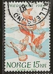 Norway ^ Scott # 902 - Used