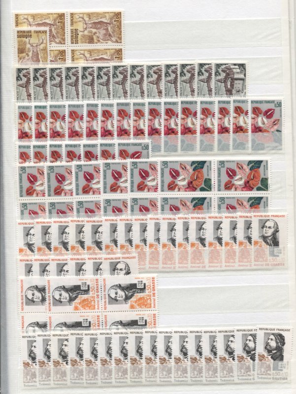 France Accumulation MNH CV$18400.00 1960-1999 Wholesale In 4 Albums