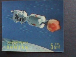 ​BHUTAN-3D SPACE SHIP IN SPACE MINT 3D STAMP VERY FINE WE SHIP TO WORLD WIDE