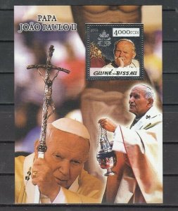 Guinea Bissau, 2005 issue. Pope John Paul II, SILVER FOIL s/sheet.