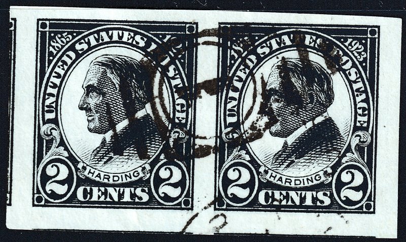 #611 Used, VF, Pair (CV $4 - ID27030)