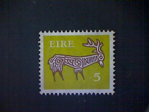 Ireland (Éire), Scott 298, used(o), 1971, stag, 5p, apple green and brown