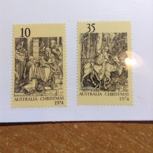 Australia  # 600-01  MNH