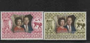 SOLOMON ISLANDS #248-249 1972 SILVER WEDDING ISSUE MINT VF NH O.G