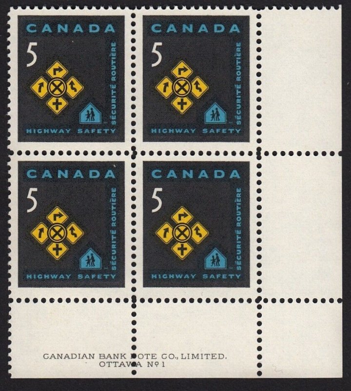 TRAFFIC SIGNS = Canada 1966 #447 MNH LR Block of 4, Plate #1, DAVAC GUM 