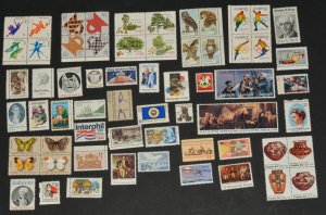 US 1976-1978 - MNH Group of 65+ Stamps