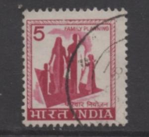 India Scott#  668  WMK 360   used  single