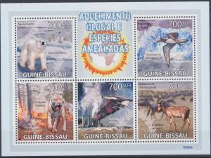 GUINEA BISSAU 2009 SHEET GLOBAL WARMING WILDLIFE POLAR BEARS BIRDS WILD CATS