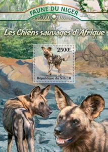 NIGER 2013 SHEET WILD DOGS WILDLIFE nig13124b