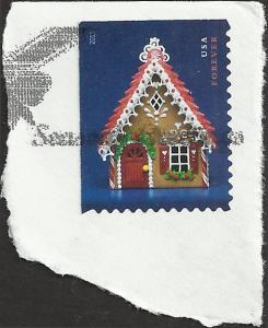 # 4817 USED GINGERBREAD HOUSE WITH RED DOOR