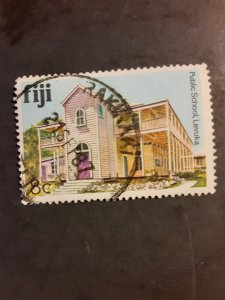 Fiji #413B            Used