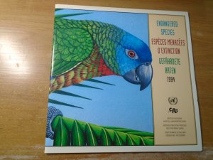 United Nations  New York / Geneva / Vienna /  Endangered Species  1994  Folder