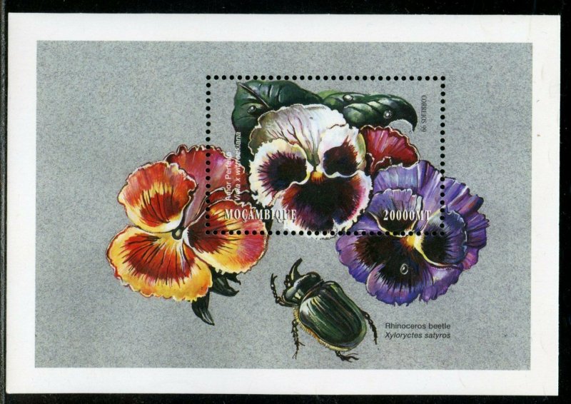 MOZAMBIQUE  EXOTIC FLOWERS SET OF THREE SOUVENIR   SHEETS  MINT NEVER HINGED