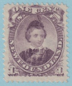NEWFOUNDLAND 32  MINT NEVER HINGED OG ** NO FAULTS VERY FINE! - NHQ