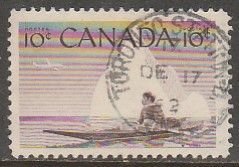 Canada 351, 10¢ Eskimo and Kayak. Used. (498)