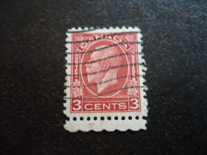 Stamps - Canada - Scott# 197 - Used Part Set of 1 Stamp