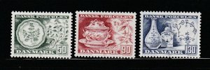 Denmark 567-569 Set MNH Danish China