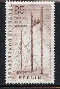 Berlin # 9N143, Mint Hinge