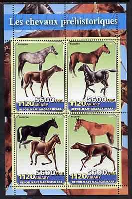 MADAGASCAR - 2004 - Prehistoric Horses - Perf 4v Sheet - MNH - Private Issue