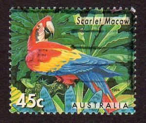 Australia 1385 - Used - Scarlet Macaw (cv $0.90)