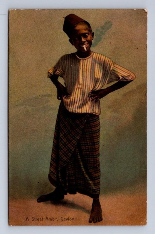 A STREET ARAB CIGARETTE CEYLON 170 STAMP CARGILLS OVERPRINT TO UK POSTCARD 1907