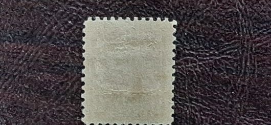 Scott 678; Mint, hinged; F/VF centering