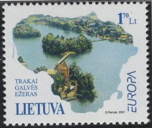 Lithuania 2001 Sc 692 1.70 l Lake Galve EUROPA